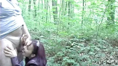 Doppelkopf Nr. 27 (zwei Ebenholz-Teenager) auf kostenlose deutsche amateur pornofilme dem Bett