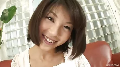 MILF beendet jungen Mann mit deutsche wichsfilme einem Blowjob