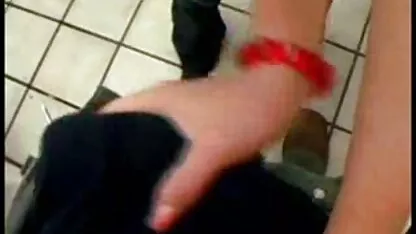 Handjob zum Nachtisch deutsche fickfilme mit handlung Jemand?